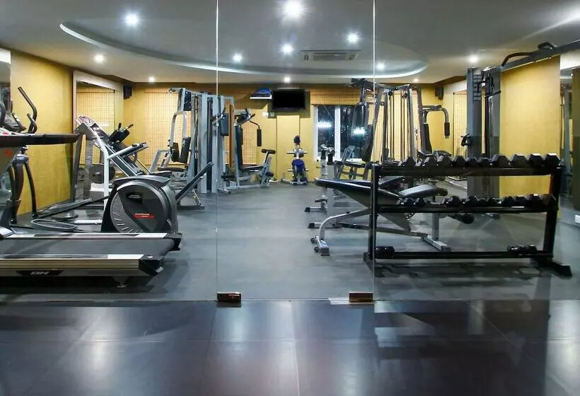 Отель Quality Inn Viha