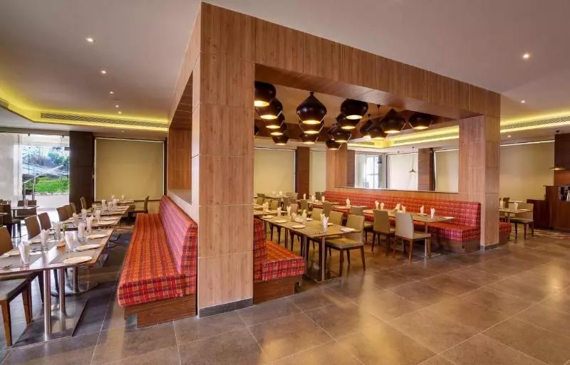 هتل Sterling Puri