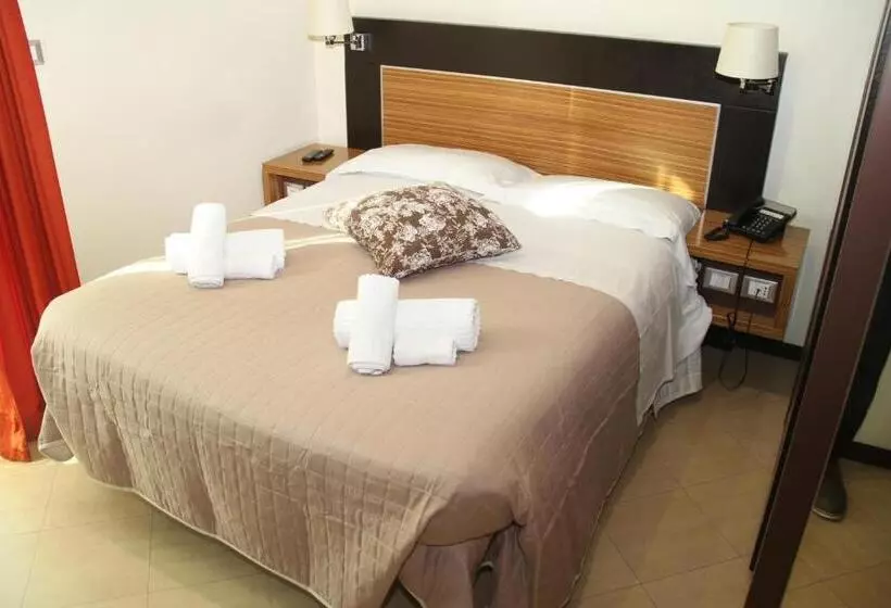 هتل Villa Adriana