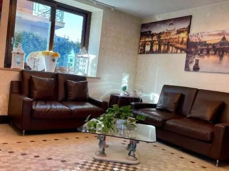 هتل Villa Adriana