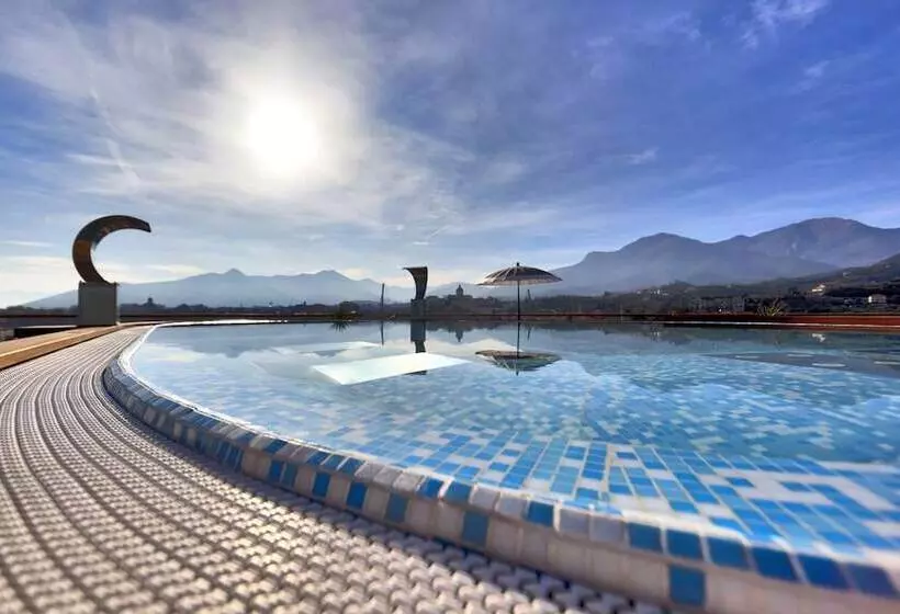 בית מלון כפרי Yacht Club Marina Di Loano