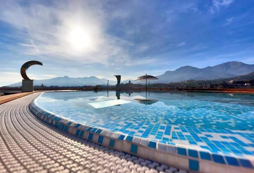 בית מלון כפרי Yacht Club Marina Di Loano