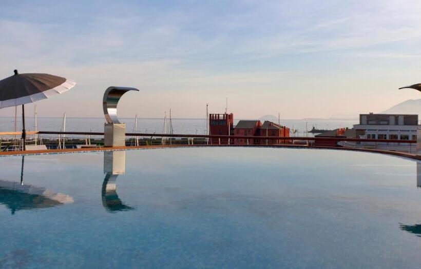 호텔 Yacht Club Marina Di Loano