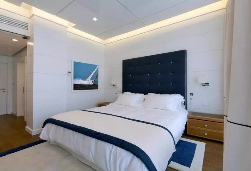 בית מלון כפרי Yacht Club Marina Di Loano