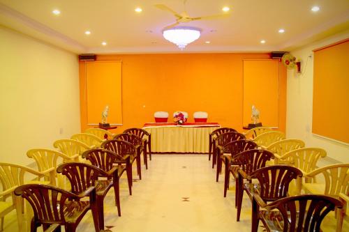 Hotel Yasodha Towers