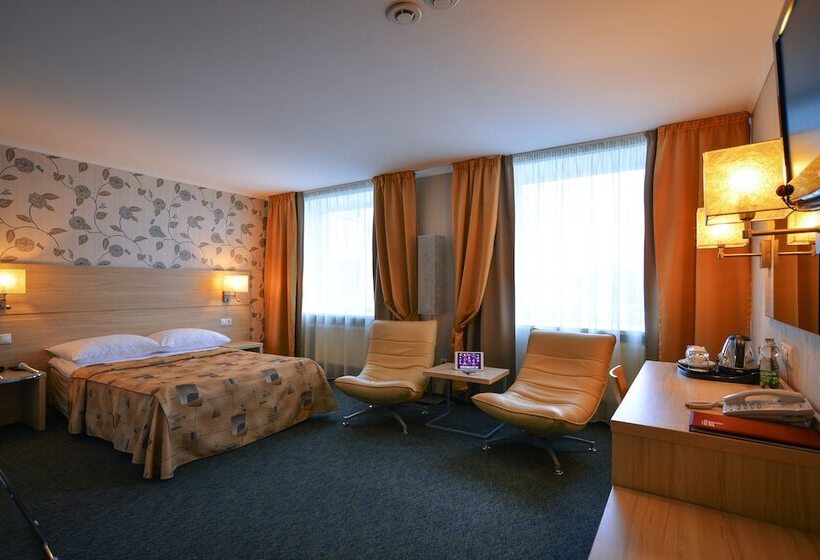Mayak Hotel   Korpus Irtysh