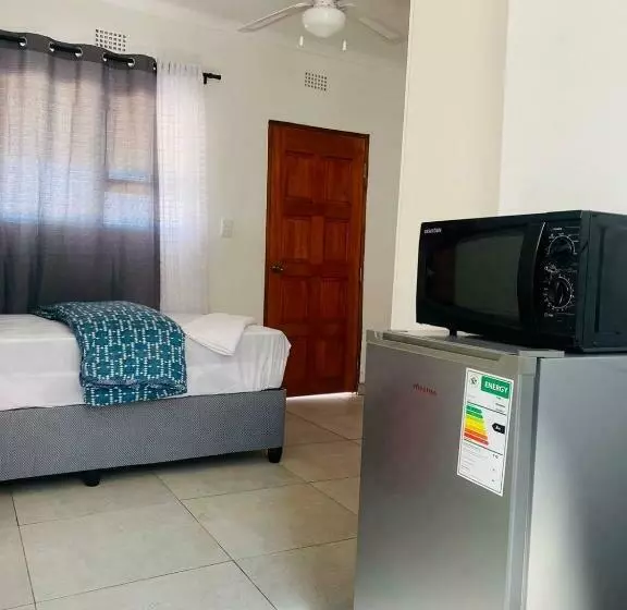 ペンション Ikhaya Guesthouse