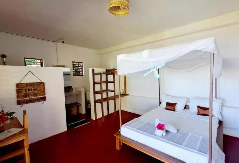 پانسیون Villa C Est La Vie