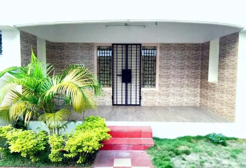 Hotelli Royal Black Pepper Cottage