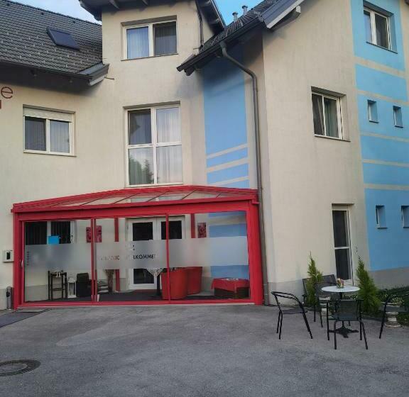 酒店 Lion Blue Point