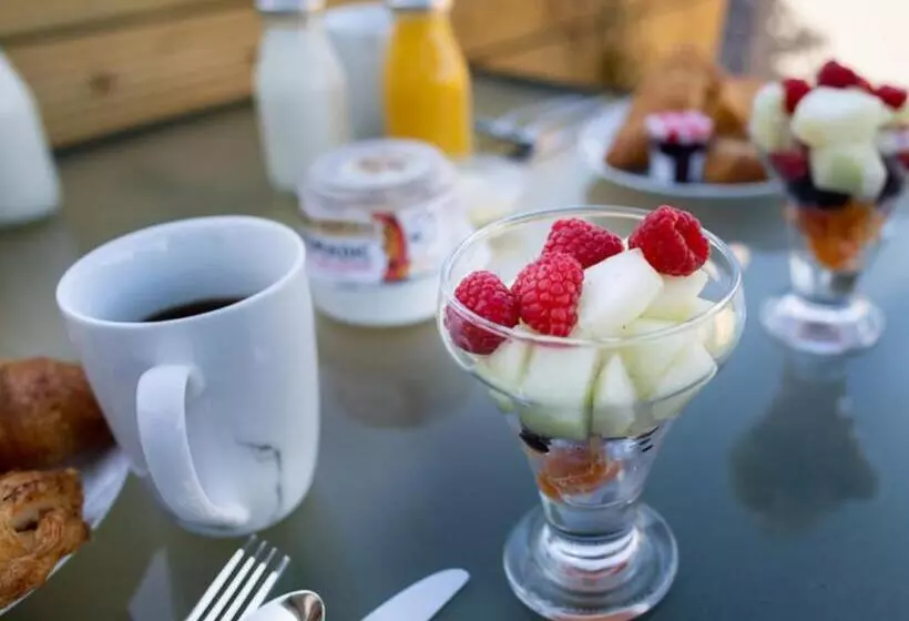 Aamiaismajoitus (B&B) Ashwoods House