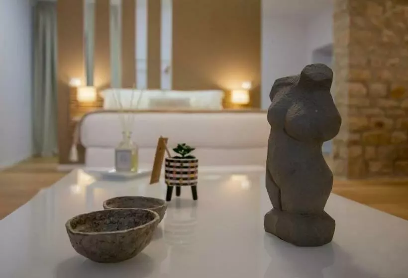 تختخواب و صبحانه La Piazzetta Suite