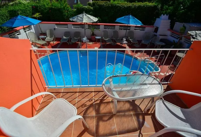 هتل Dawkins Manor