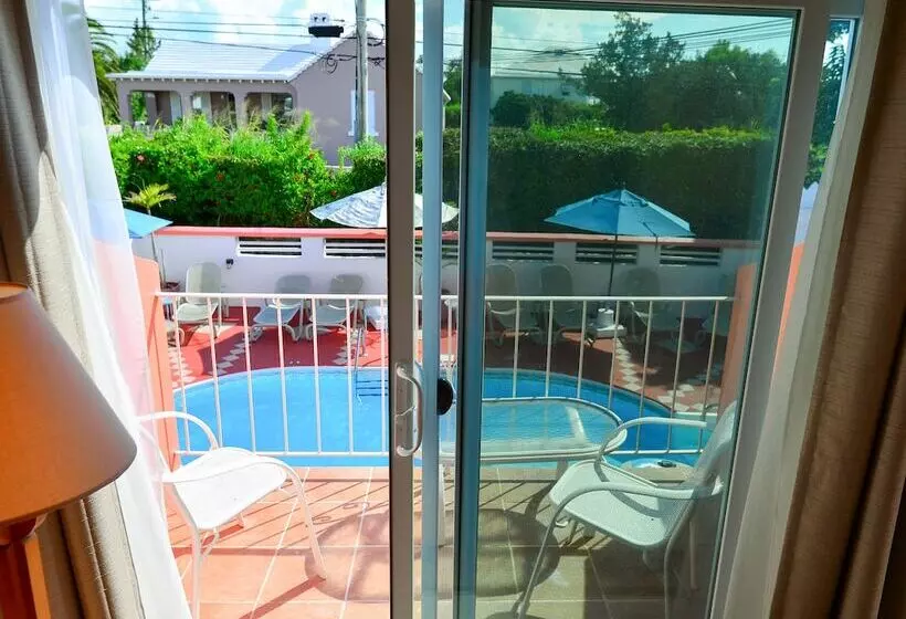 هتل Dawkins Manor