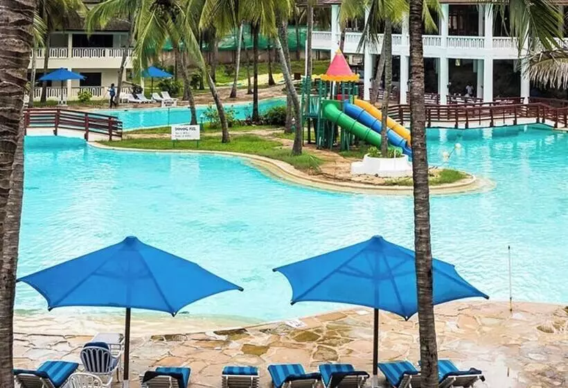 هتل Flamingo by PrideInn