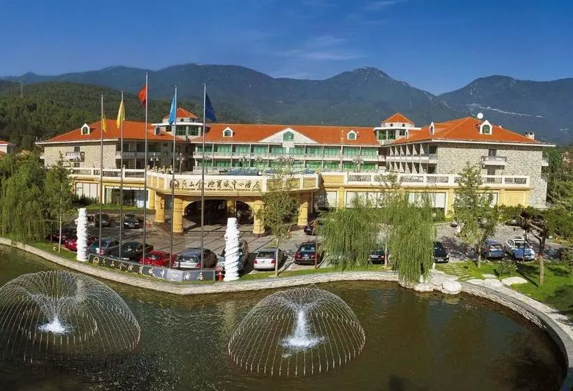 هتل Fragrant Hill Empark Beijing