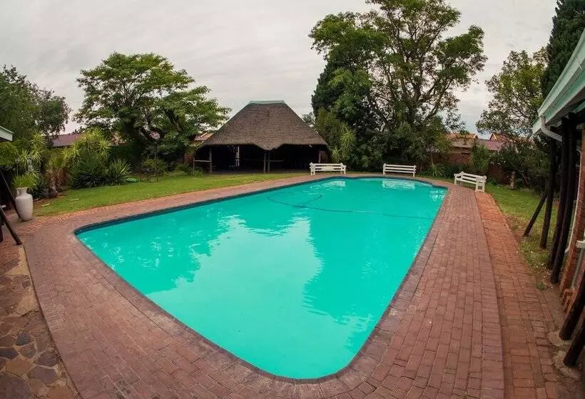 בית מלון כפרי Horseshoe Inn And Conference Center