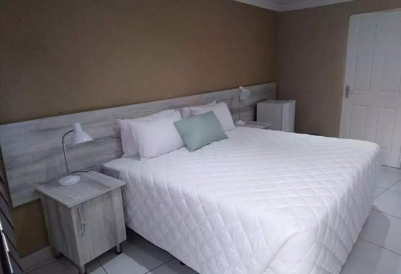 בית מלון כפרי Horseshoe Inn And Conference Center