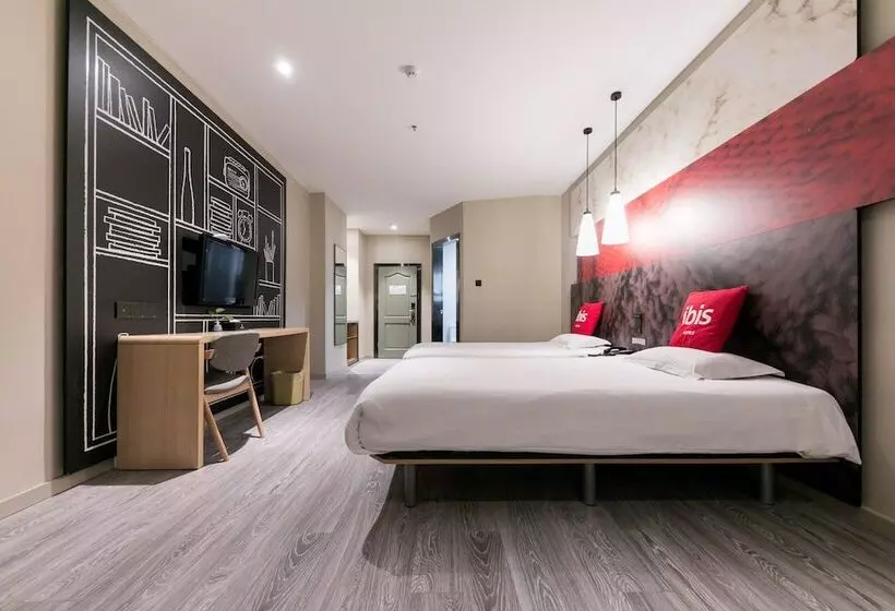 Отель Ibis Nantong Qingnian