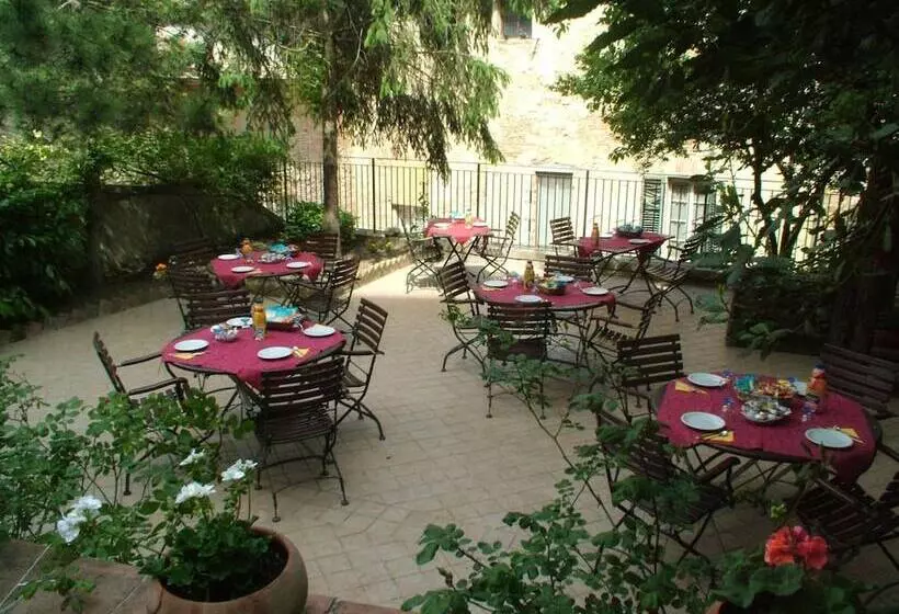 ホテル La Terrazza Di Montepulciano