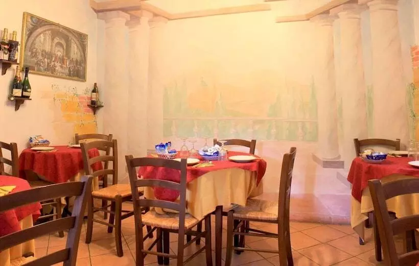 ホテル La Terrazza Di Montepulciano