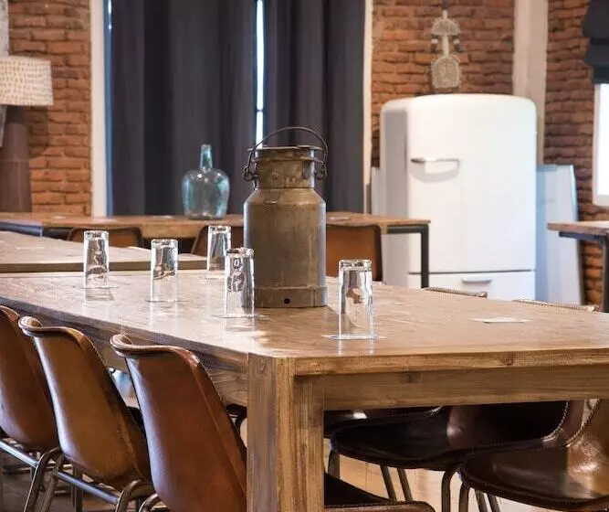 هتل Latitude 13 Degrees