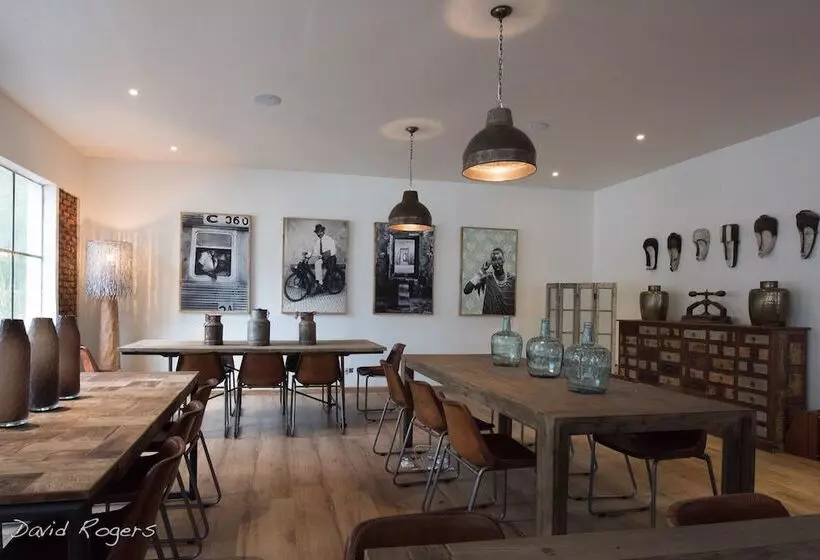 هتل Latitude 13 Degrees