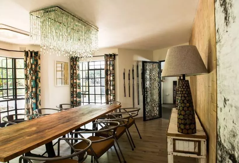 هتل Latitude 13 Degrees