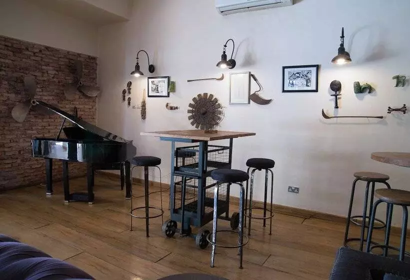 هتل Latitude 13 Degrees