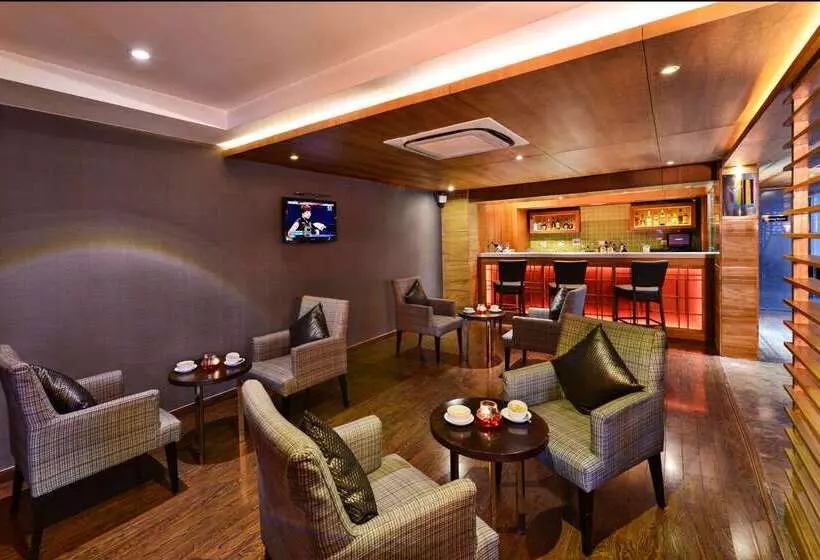 هتل Quality Inn Gurgaon