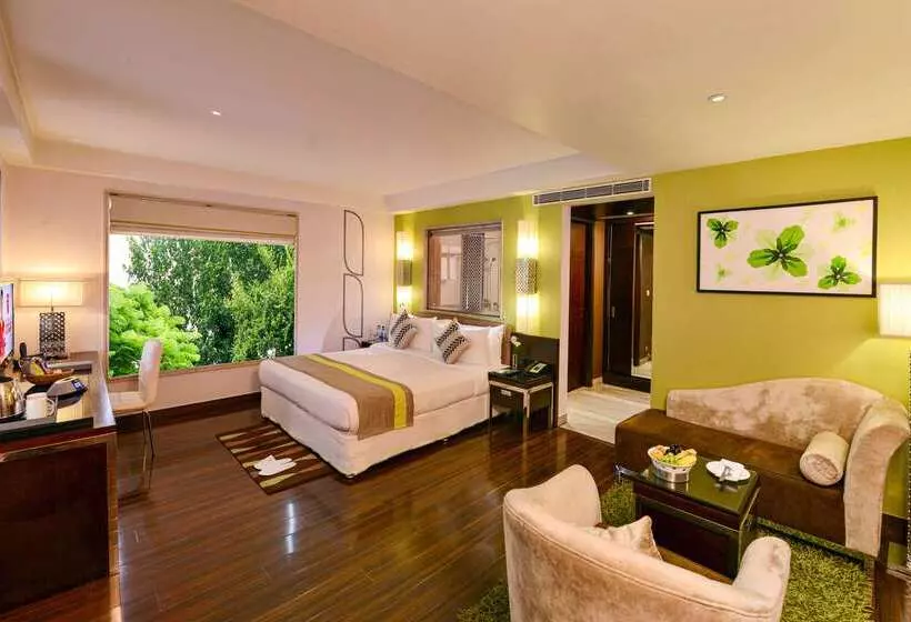 هتل Quality Inn Gurgaon