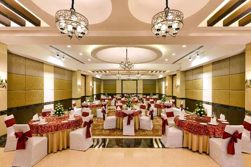 هتل Quality Inn Gurgaon