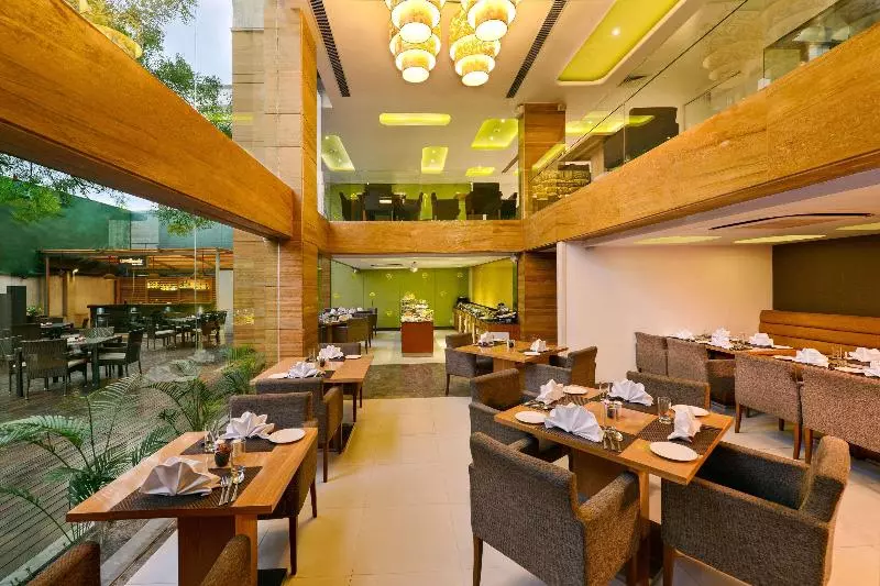 هتل Quality Inn Gurgaon