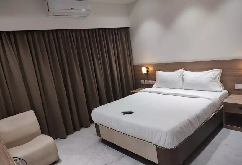 فندق Royal Paris