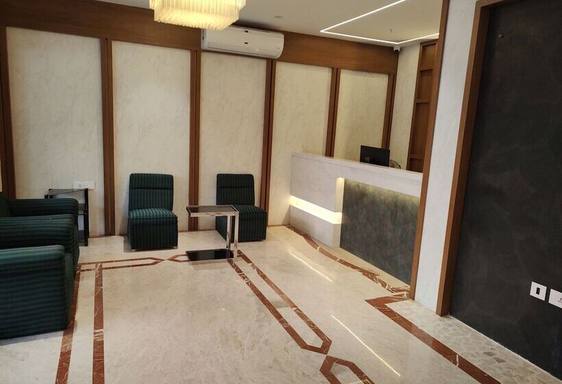 فندق Royal Paris