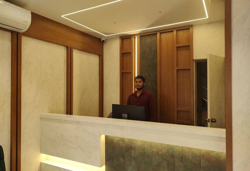 فندق Royal Paris