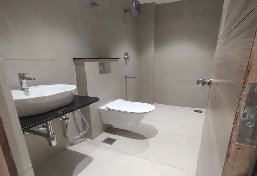 فندق Royal Paris