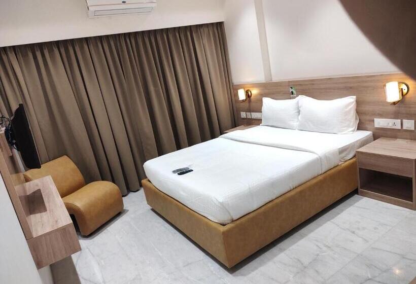 فندق Royal Paris