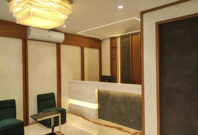 فندق Royal Paris