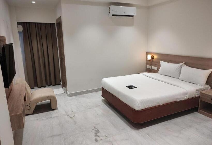 فندق Royal Paris