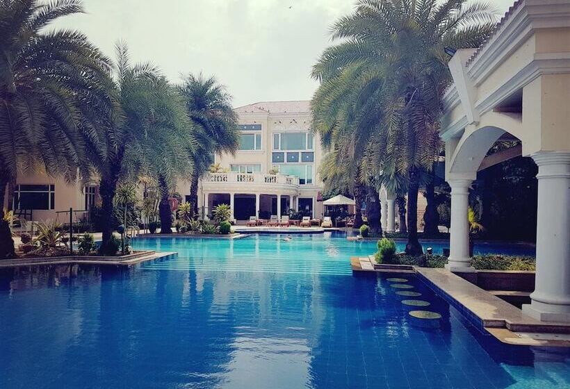 Hotel The Palms Town & Country Club Resort