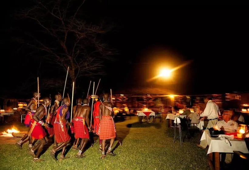 هتل Voyager Ziwani Tented Camp