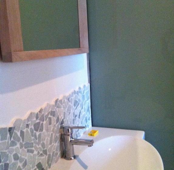 פנסיון Fare Suisse Tahiti   Guesthouse