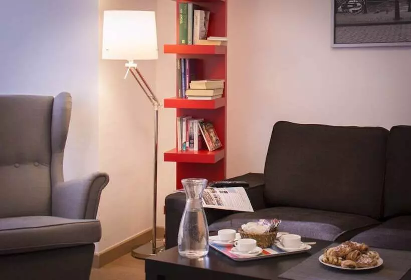 Apartamentos Prado Sastre