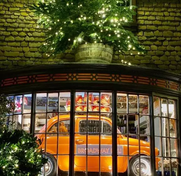 ベッドアンドブレックファースト The Loft In The Malt Barn Chipping Campden