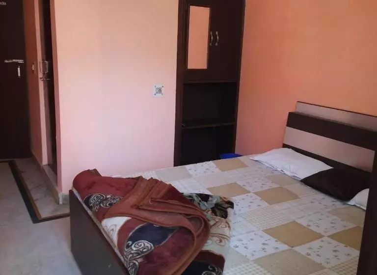 Hotel Divya