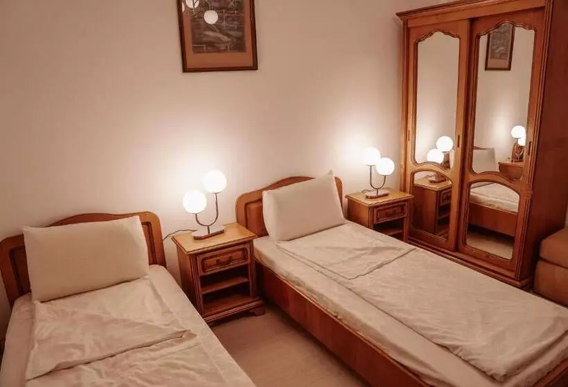 Retkeilymaja Escape Pensiune