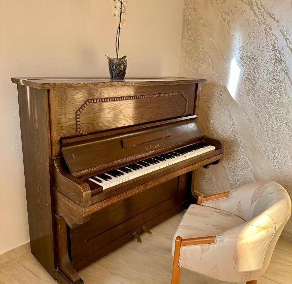 هاستل Escape Pensiune