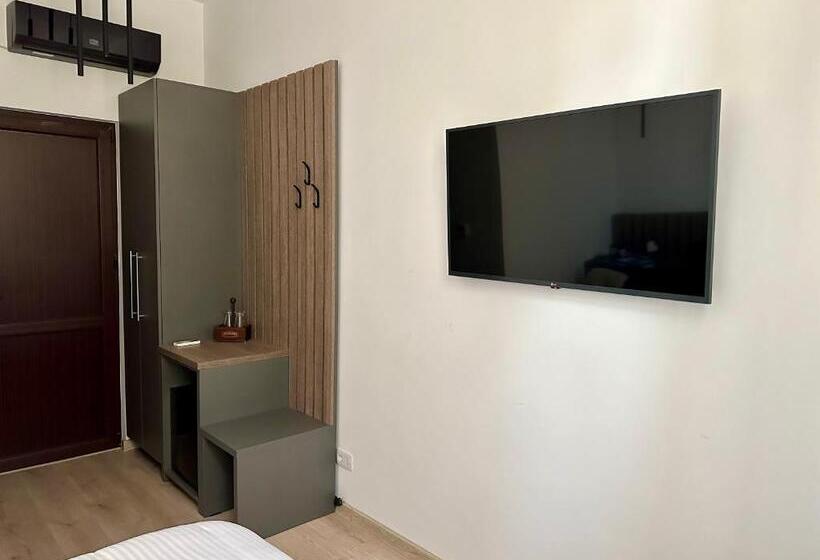 هاستل Escape Pensiune