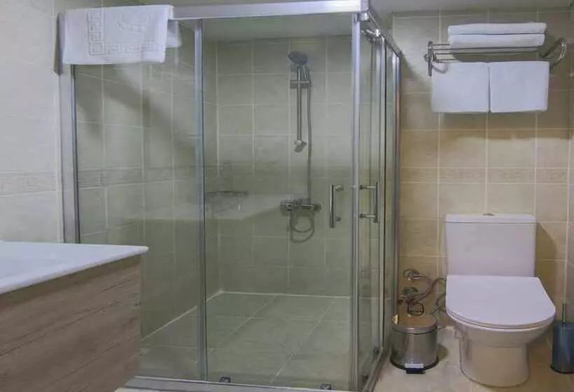 ホテル Grand Faik